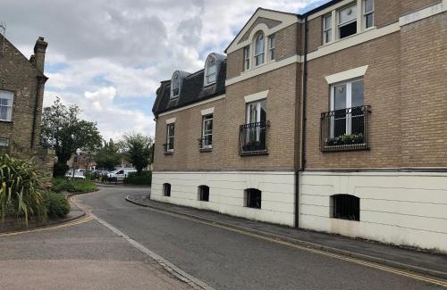 Cambridge City Centre Apartment | Adam And Eve Street Apartment