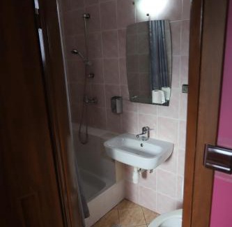 Bakow Hotel | Adampol Pokoje