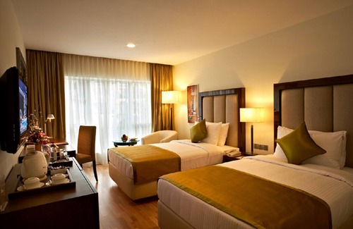 Bangalore City Center Hotel | Adarsh Hamilton