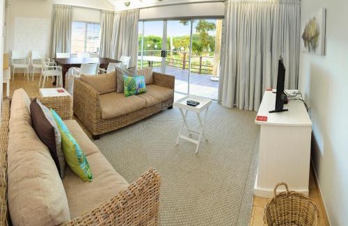 Colchester House | Addo River-View Lodge