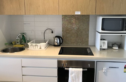 Adelaide Central Business District Apartment | Adelaide CBD comfy apartment