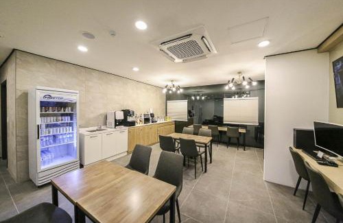 Cheonan Hotel | Aden Hotel