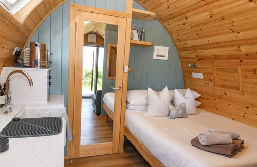 Welshpool Cottage | ADERYN POD, family friendly, luxury holiday cottage in Guilsfield