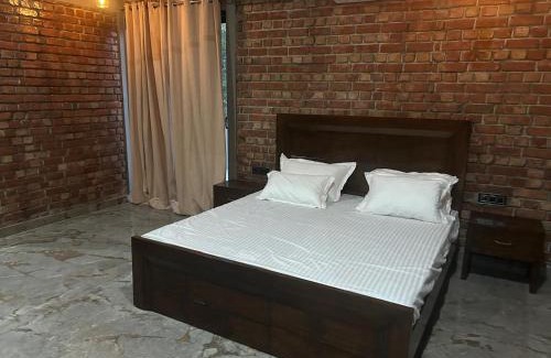 Sona Nadi Range Hotel | ADG Corbett Villa
