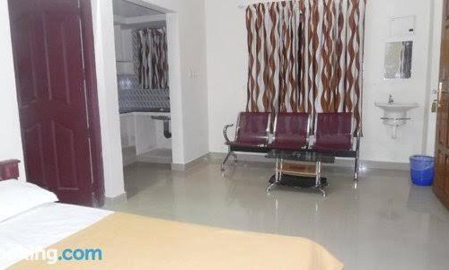 Guruvayur House | Adhithya Tourist Home