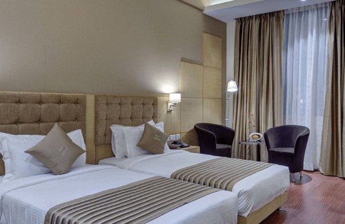 Behror Hotel | Adhunik Hotel Behror