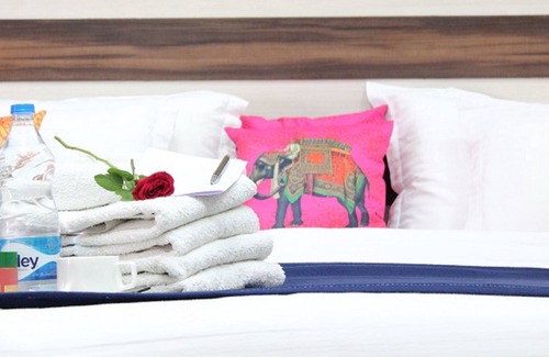 Neemrana Hotel | Adhunik Hotel Neemrana