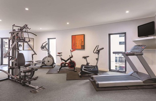 Perth Central Business District Apartment | Adina Apartment Hotel Perth Barrack Plaza