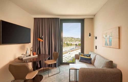 Europaviertel Apartment | Adina Apartment Hotel Stuttgart