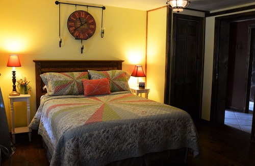 Keeseville Other | Adirondack Mountain View*unique Exquisite Farmhouse 6 person Hot Tub