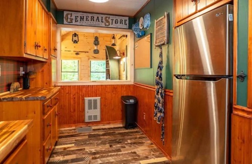 Broadalbin Cabin | ADK Hideaway