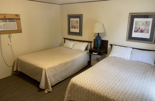 Lemoyne Resort | Admiral’s Cove Resort - Family Suite 12