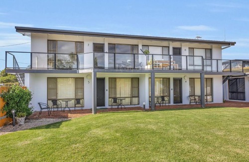Merimbula Apartment | Admirals Lodge