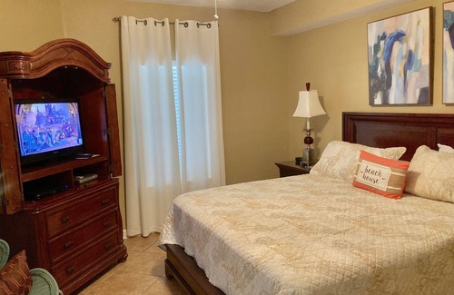 Orange Beach Condo | ADMIRALS QUARTERS 1503- BEACHFRONT PENTHOUSE- RESERVED PARKING