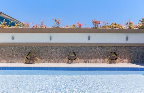 Pansol Villa | ADMIRIA 1 Resort can be used for intimate/small/family occasions/parties.