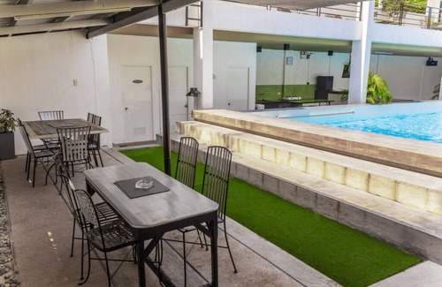 Pansol House | ADMIRIA 2 Resort can be used for intimate/small/family occasions/parties.
