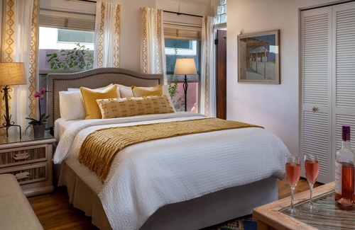 Sam Hughes Bed & Breakfast | Adobe Rose Inn B&B
