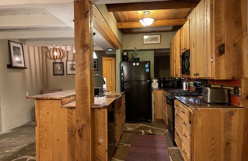 Taos House | Adobe Style House in historical center, near to attractions - 4 blocks to Plaza