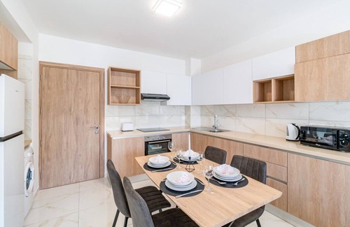 Universal Apartment | Adolina One Bedroom Apartment 103