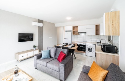 Universal Apartment | Adolina One Bedroom Apartment 104