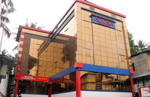 Meenangadi Hotel | Adona Residency