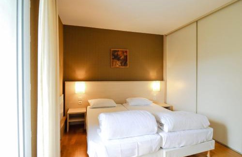 Divonne-les-Bains Hotel | Adonis Divonne-Les-Bains Résidence Du Lac
