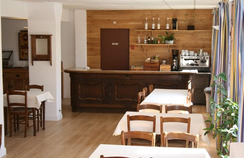 Guillaumes Hotel | Adonis Hotel Le Chastellan