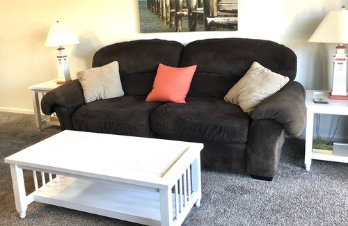 Cherry Grove Beach Condo | Adorable 1 bedroom condo, Walk to Cherry Grove Beach
