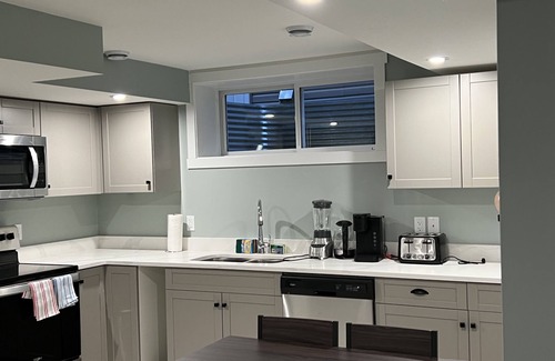 North Industrial Ski Chalet | Adorable And Cozy 2 Bedroom Space @ Brighton