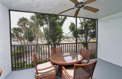Captiva House | Adorable Coastal-Themed 1 Bedroom Condo on Captiva - Snook Villa at South Seas 3118