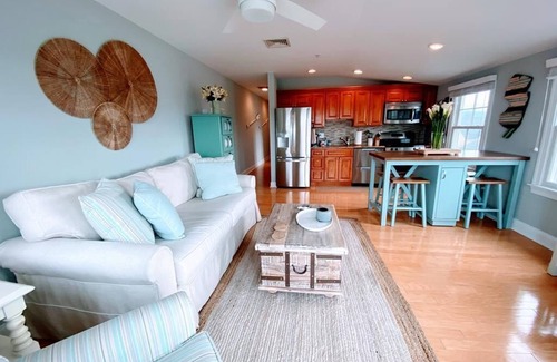 Cape May Condo | Adorable condo close to Beach and Town