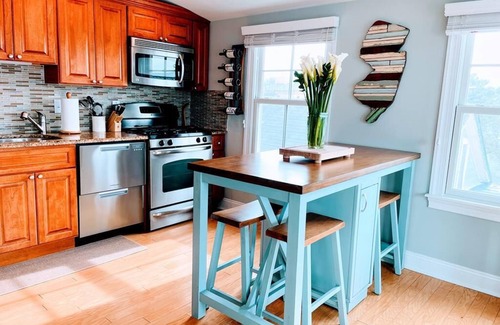 Cape May Condo | Adorable condo close to Beach and Town