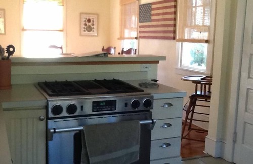 Cape May Point Cottage | Adorable cottage with short walk to beautiful ocean beaches and nature trails.