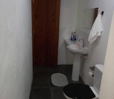 Tesouro da Colina House | Adorable large house with pool, grill, and view