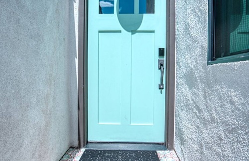 Mid City House | Adorable New Mid-City Casita
