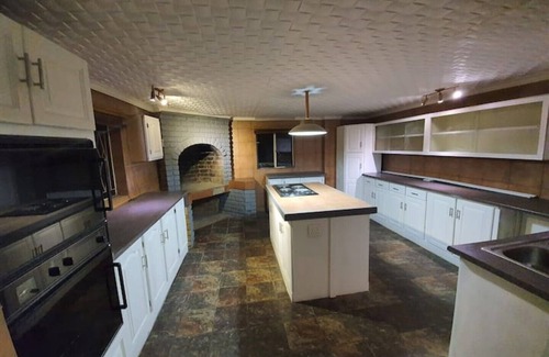Meyerton Apartment | Adorable Room House Share with pool & lappa