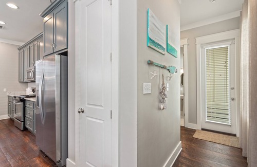 Alys Beach House | Adorable Seacrest cottage near beach and pool; family and pet friendly! Bikes!