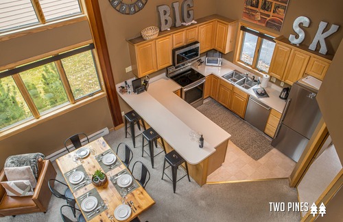 Big Horn House | Adorable Ski-In/Out Big Horn! Walk to Big Sky Resort! Cozy Fireplace!