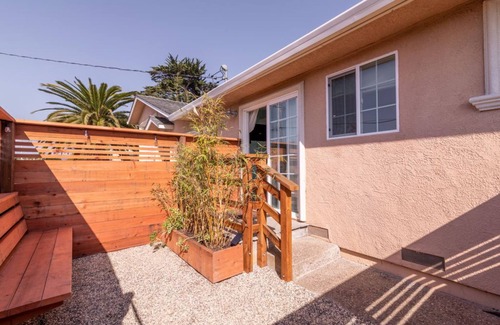 Half Moon Bay Apartment | Adorable studio near the coastal trails and the Ritz Carlton