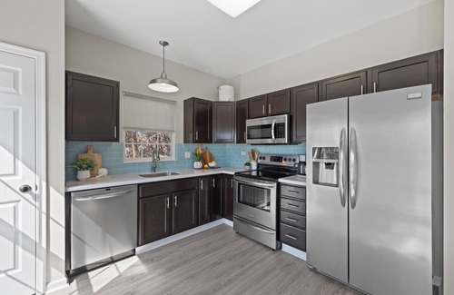 Ocean View House | ADORABLE TOWNHOUSE IN POOL/TENNIS CMMTY - 38151 GREENPORT LN, OCEAN VIEW, DE