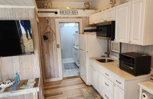 West Dennis Cottage | Adorable Unique Rental in West Dennis, MA Unit 4