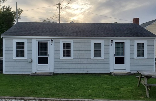 West Dennis Cottage | Adorable Unique Rental in West Dennis, MA Unit 4