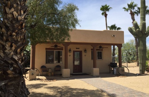 Cave Creek Cottage | Adorable Western Casita on 5 acres