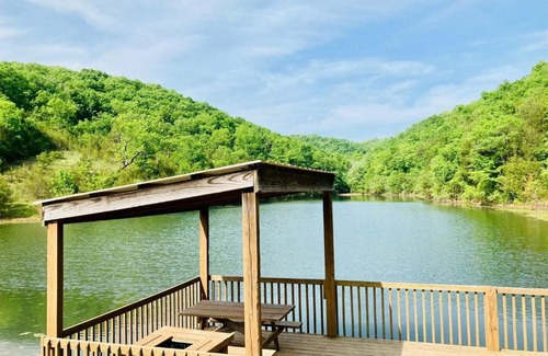 Notch Estates House | Adorable Wooded Escape N20 4 by Dreams2Reality - Includes FREE Attraction Tickets Daily!