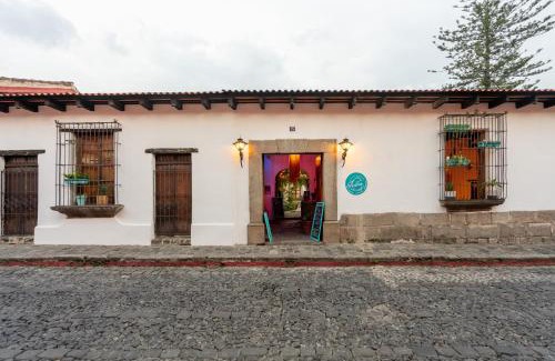 Antigua Guatemala Hostel | Adra Hostel