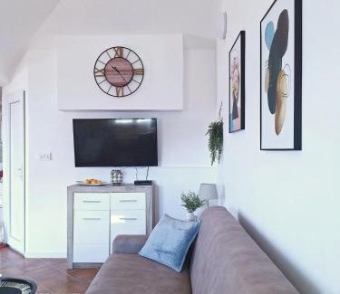 Tomicici Apartment | Adriabay studio Tivat