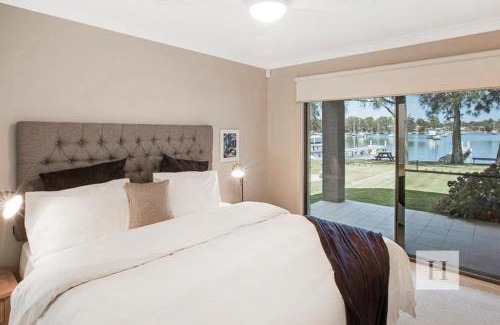 Summerland Point House | Adrift