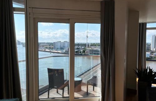 Wandsworth Apartment | ADS LUX LETTINGS LTD - Battersea Reach