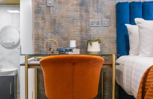 Wandsworth Apartment | Adventure Awaits: Central London Studio