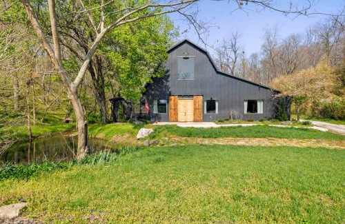 Bella Vista House | Adventure Barn-On Fixer to Fabulous-Outdoor Oasis